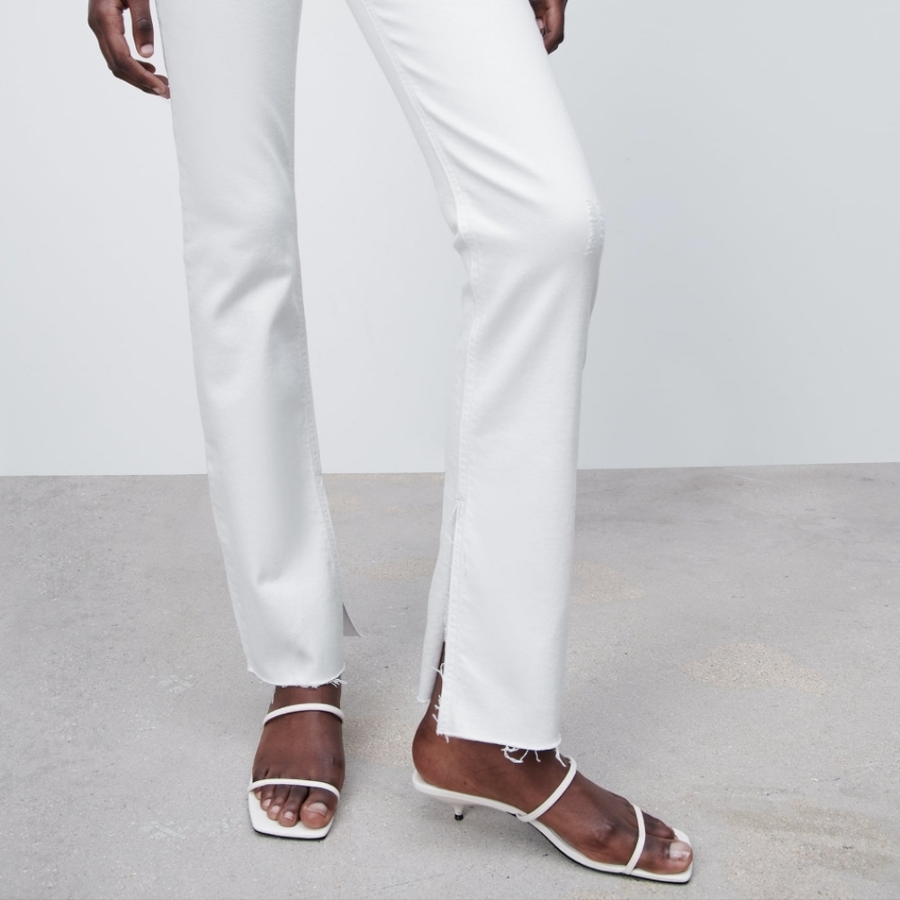 NWT Zara Super High Rise Slim Leg Flare Jeans With Split Hems, Size 2 - Picture 5 of 10